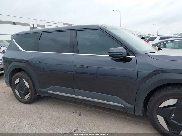 2026 KIA EV9 LIGHT LONG RANGE