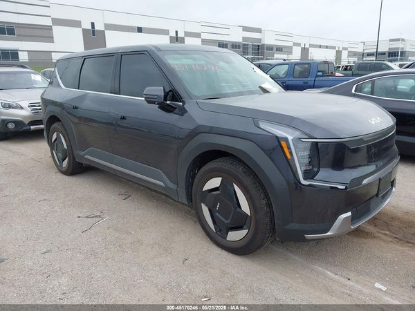 2026 KIA EV9 LIGHT LONG RANGE