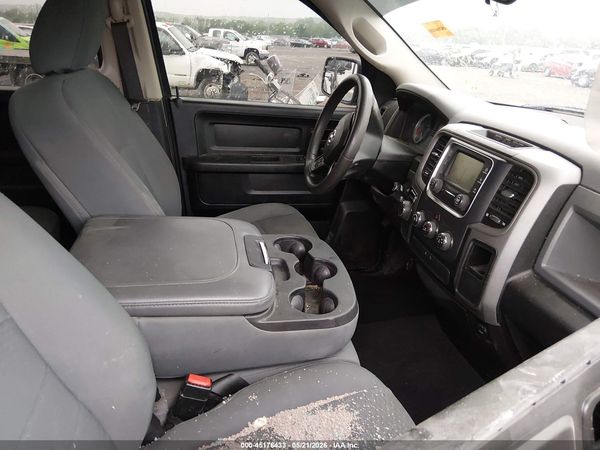 2019 RAM 1500 CLASSIC TRADESMAN  4X2 6'4 BOX