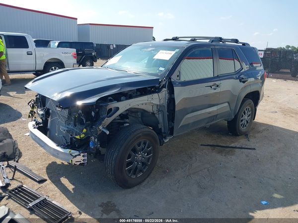 2025 TOYOTA 4RUNNER SR5