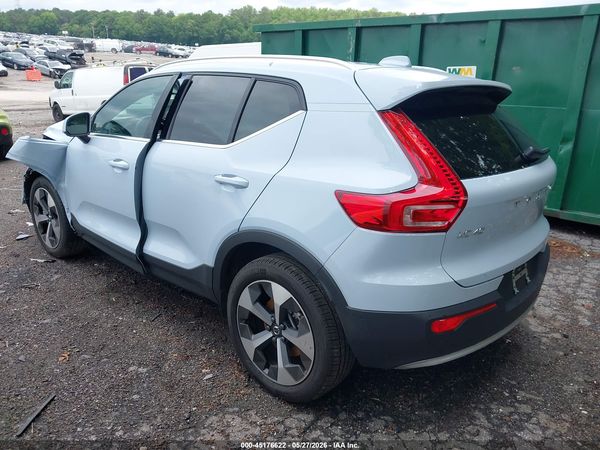 2025 VOLVO XC40 B5 PLUS BRIGHT THEME