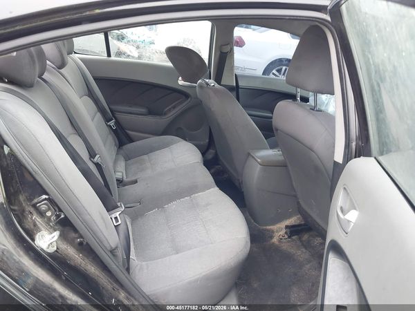 2017 KIA FORTE LX