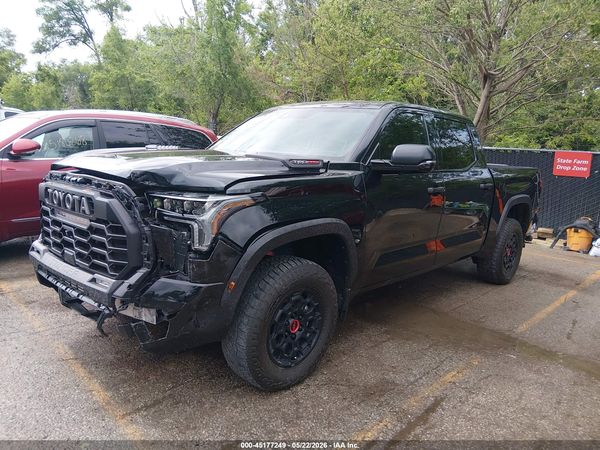 2025 TOYOTA TUNDRA HYBRID