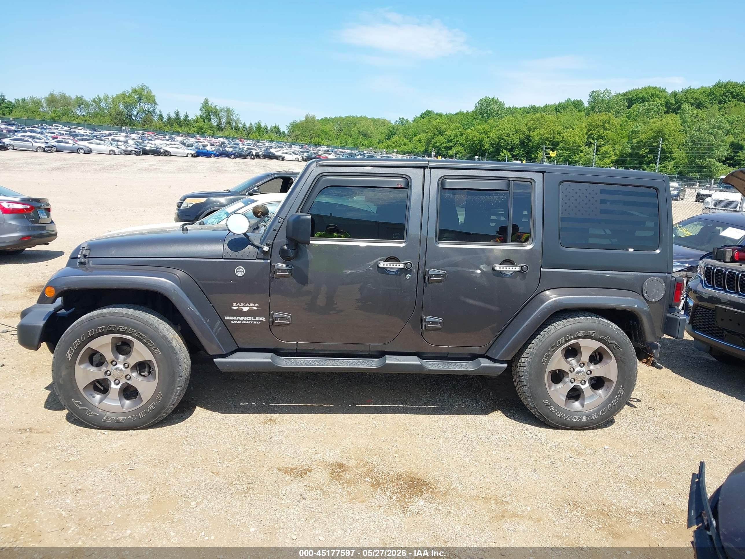 2017 JEEP WRANGLER UNLIMITED SAHARA 4X4