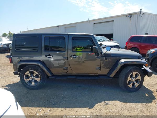 2017 JEEP WRANGLER UNLIMITED SAHARA 4X4
