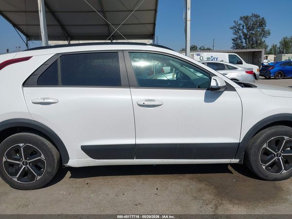 2024 KIA NIRO EX