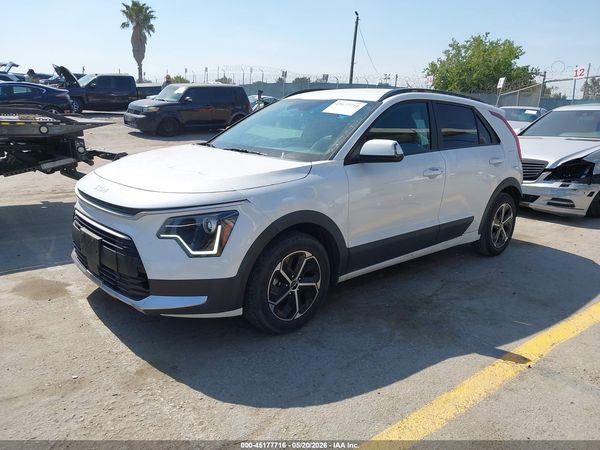 2024 KIA NIRO EX