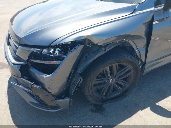 2022 VOLKSWAGEN TIGUAN 2.0T SE R-LINE BLACK — I6