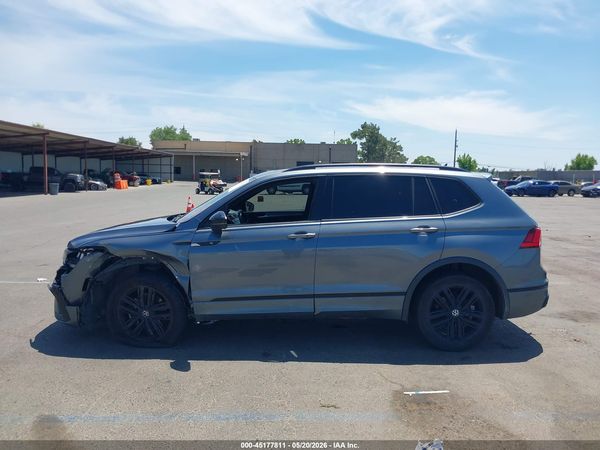 2022 VOLKSWAGEN TIGUAN 2.0T SE R-LINE BLACK — I117