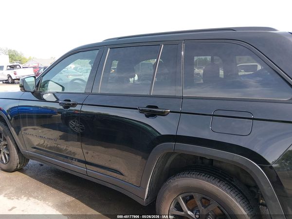 2024 JEEP GRAND CHEROKEE
