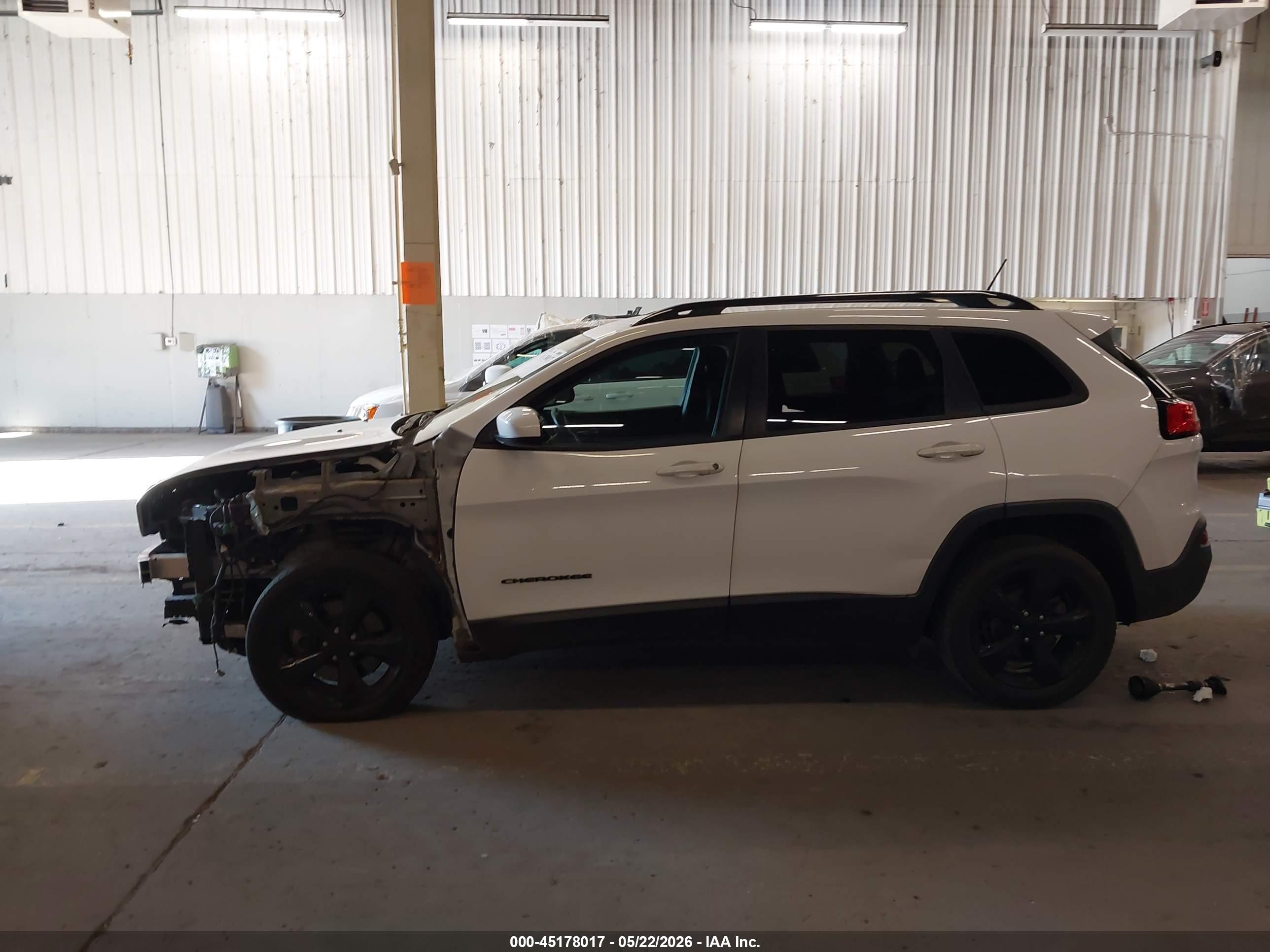 2018 JEEP CHEROKEE LATITUDE FWD