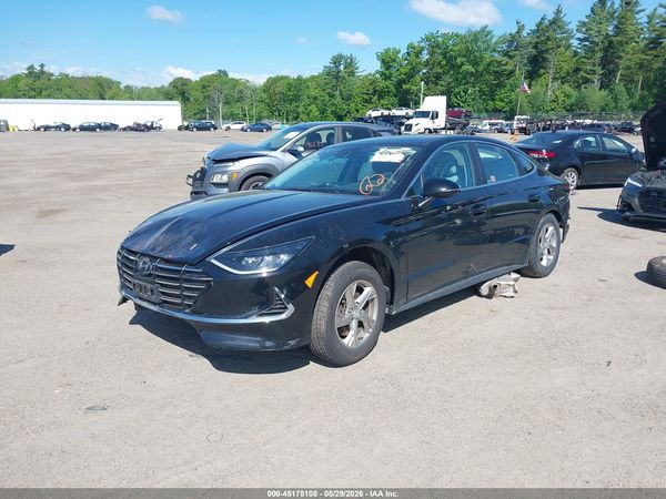 2022 HYUNDAI SONATA SE