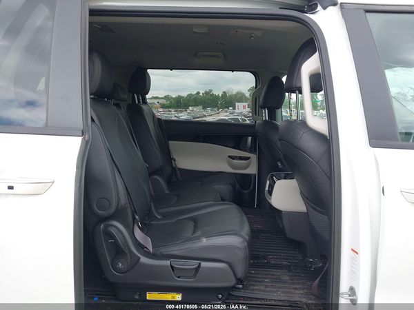 2024 KIA CARNIVAL MPV EX