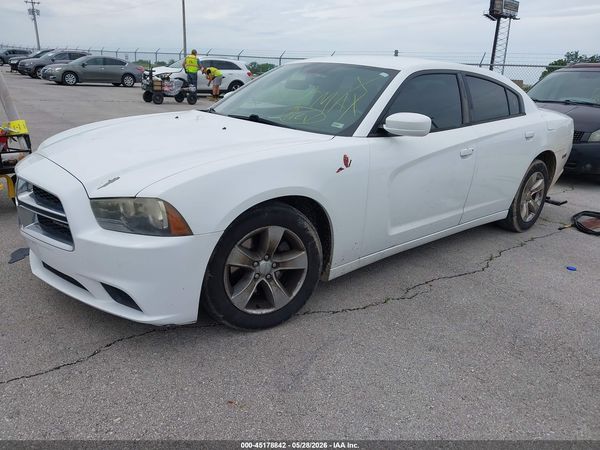 2012 DODGE CHARGER SE