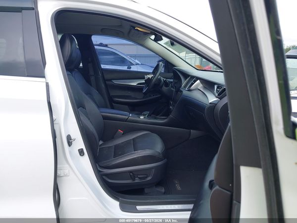2019 INFINITI QX50 LUXE