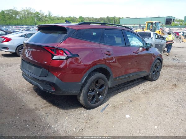 2025 KIA SPORTAGE X-LINE