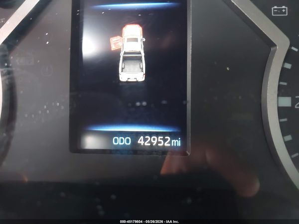 2023 TOYOTA TUNDRA SR5