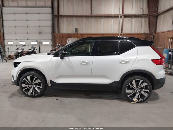 2022 VOLVO XC40 RECHARGE PURE ELECTRIC P8 TWIN ULTIMATE