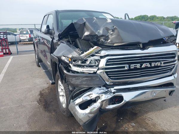 2020 RAM 1500 LARAMIE  4X4 6'4 BOX