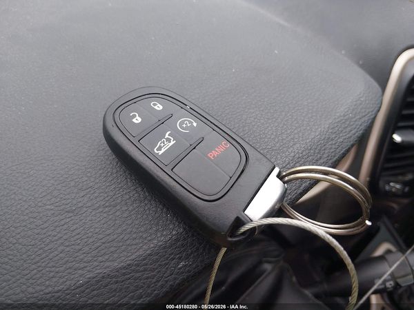2017 JEEP CHEROKEE LATITUDE FWD