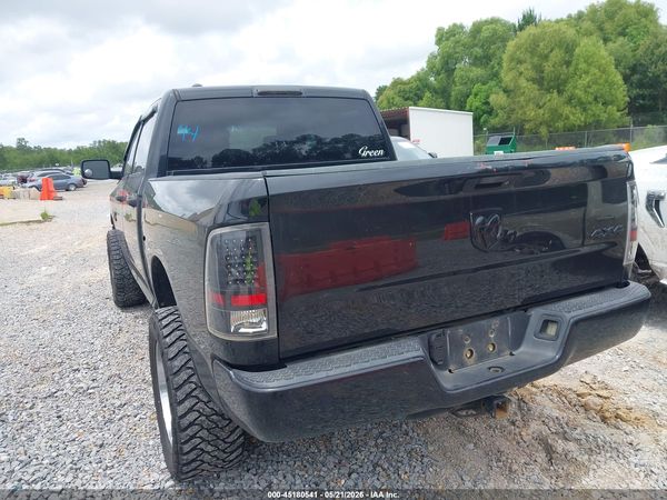 2016 RAM 1500 EXPRESS