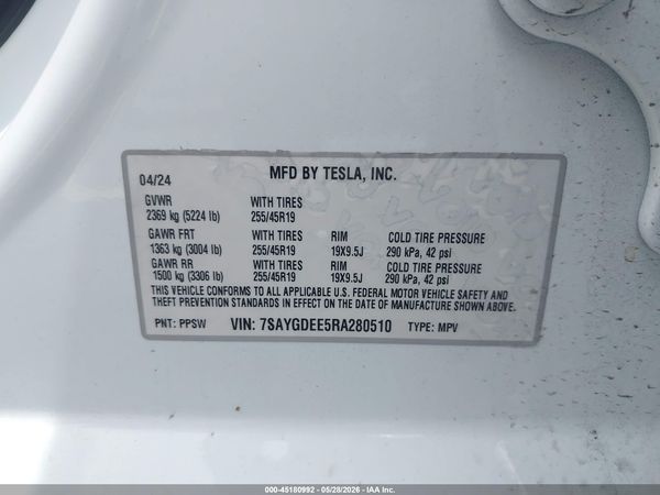 2024 TESLA MODEL Y
