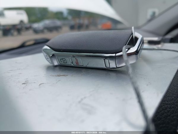 2023 KIA SELTOS S — I11