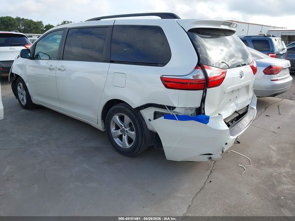 2017 TOYOTA SIENNA XLE PREMIUM 8 PASSENGER
