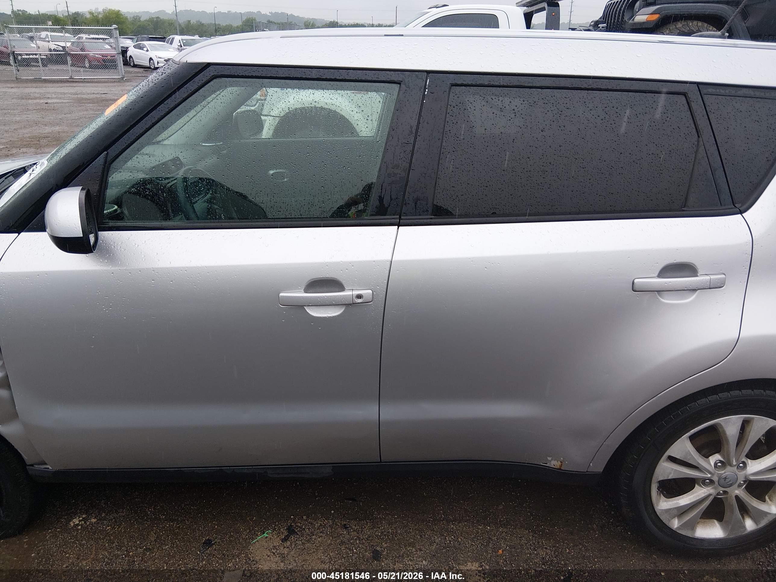 2016 KIA SOUL +