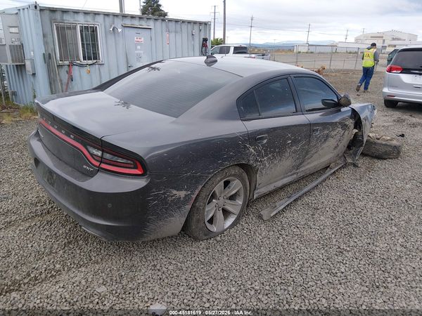 2016 DODGE CHARGER SXT