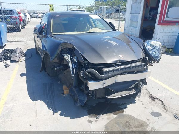 2012 PORSCHE PANAMERA 4