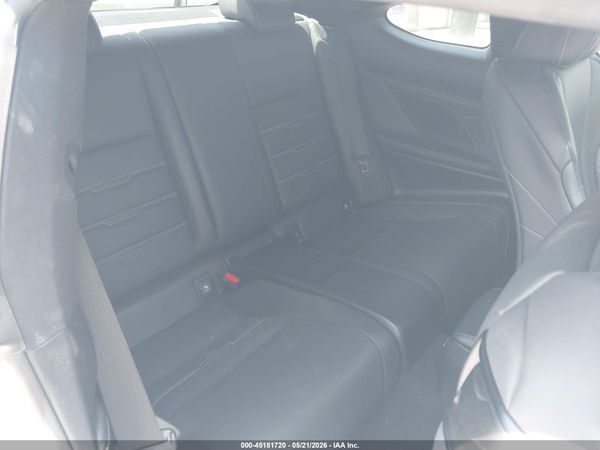 2016 LEXUS RC 200T