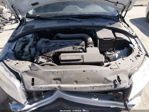 2016 VOLVO XC70 T5 PREMIER