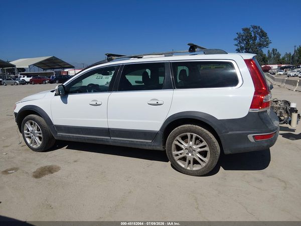 2016 VOLVO XC70 T5 PREMIER