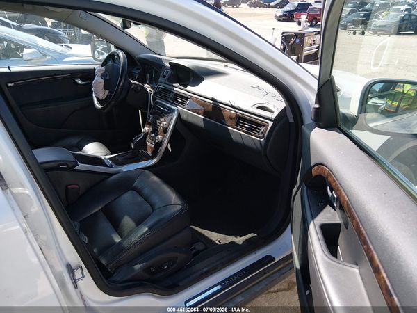 2016 VOLVO XC70 T5 PREMIER