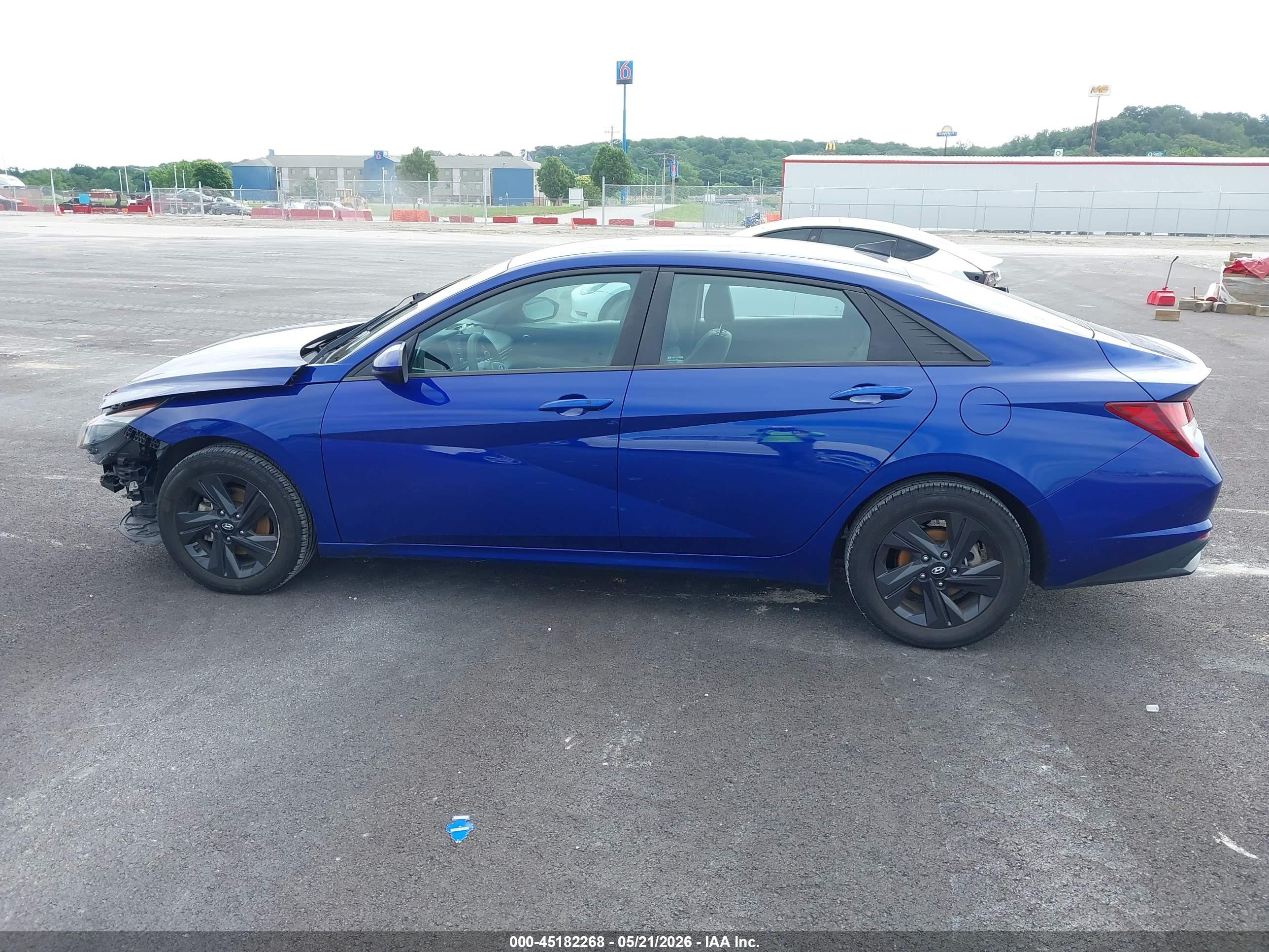 2022 HYUNDAI ELANTRA SEL