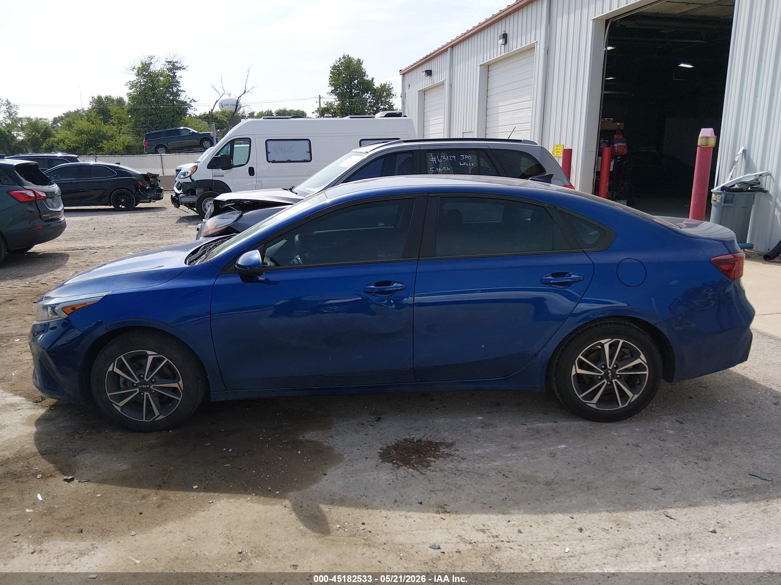 2023 KIA FORTE LXS