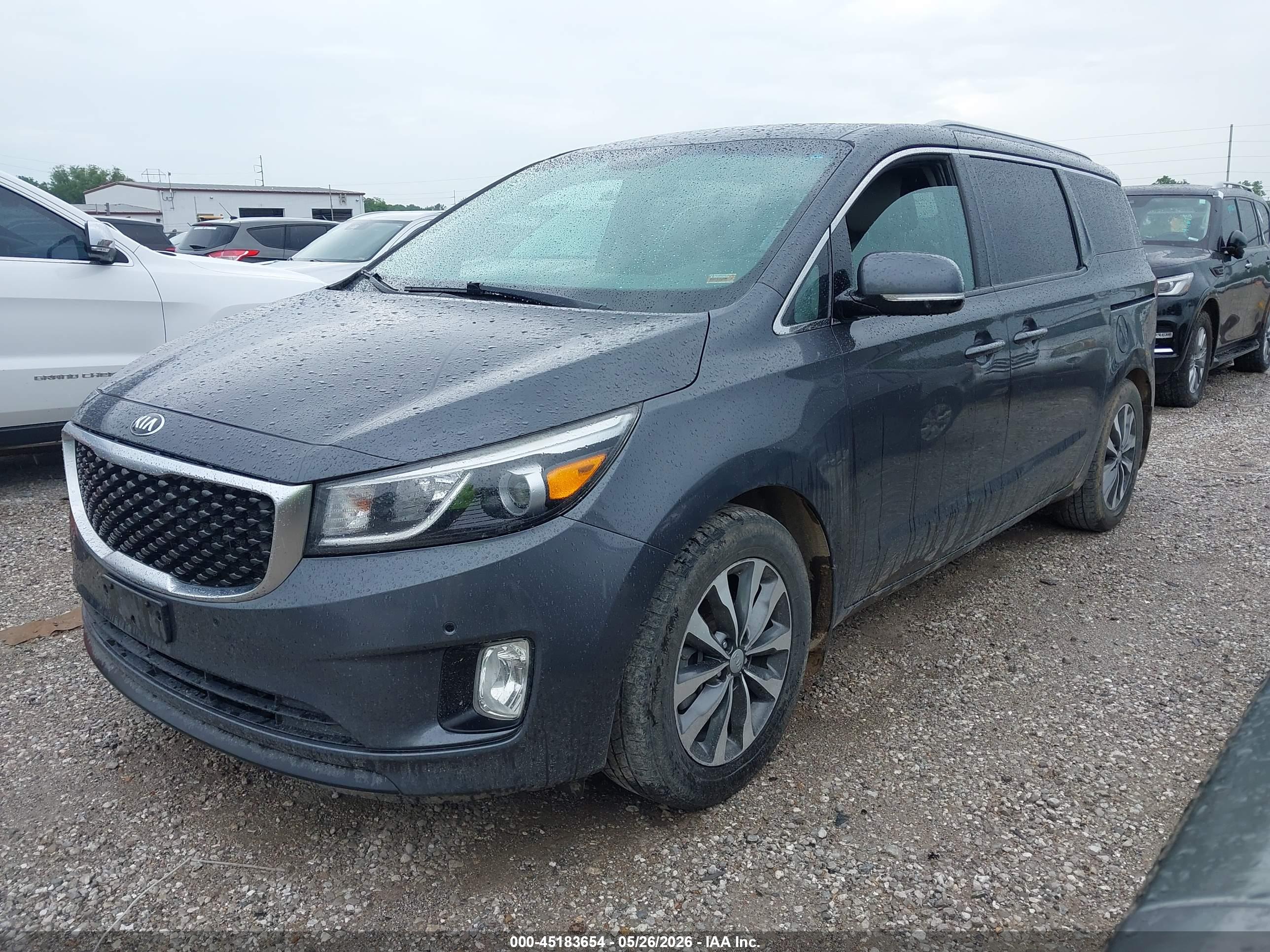 2017 KIA SEDONA SX