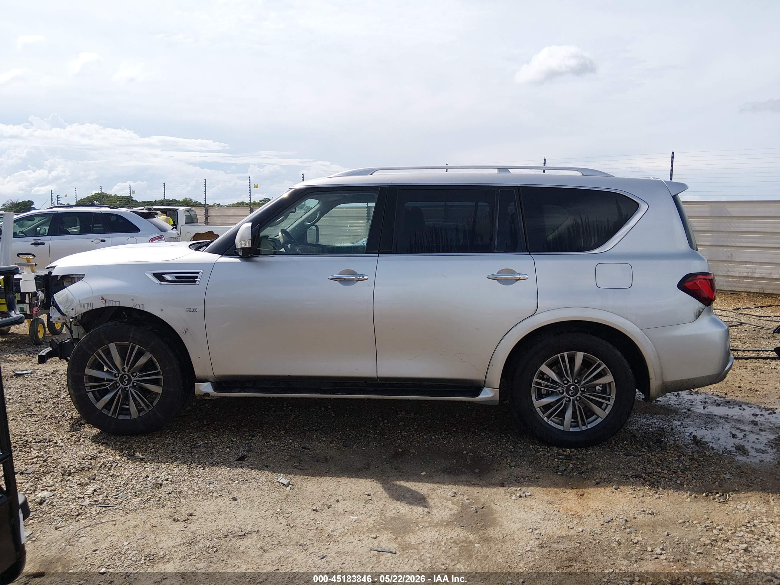 2019 INFINITI QX80 LUXE