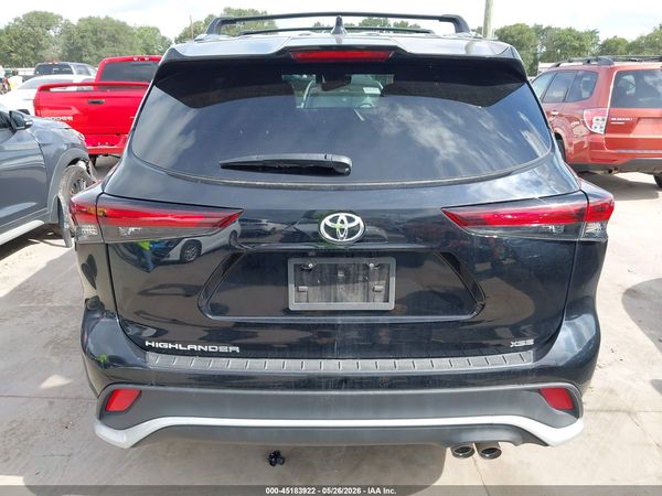 2024 TOYOTA HIGHLANDER XSE