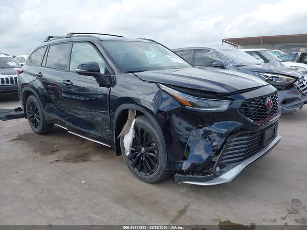 2024 TOYOTA HIGHLANDER XSE
