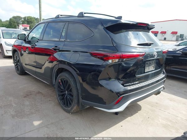 2024 TOYOTA HIGHLANDER XSE
