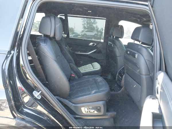 2026 BMW X7 XDRIVE40I