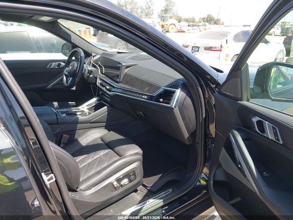 2025 BMW X6 XDRIVE40I