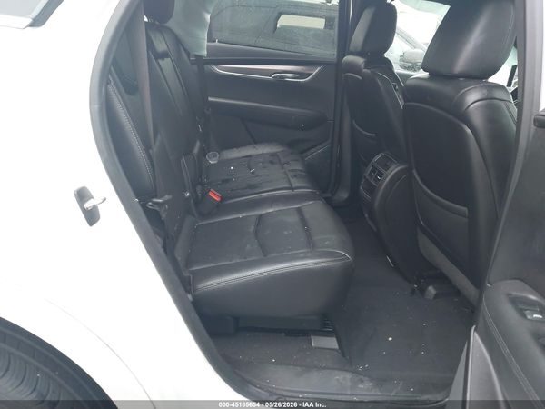 2022 CADILLAC XT5 FWD LUXURY