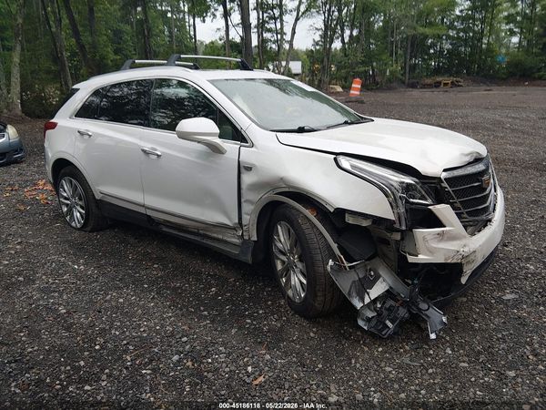 2019 CADILLAC XT5 Premium Luxury