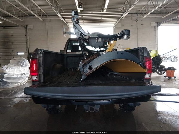 2018 RAM 2500 TRADESMAN  4X4 8' BOX