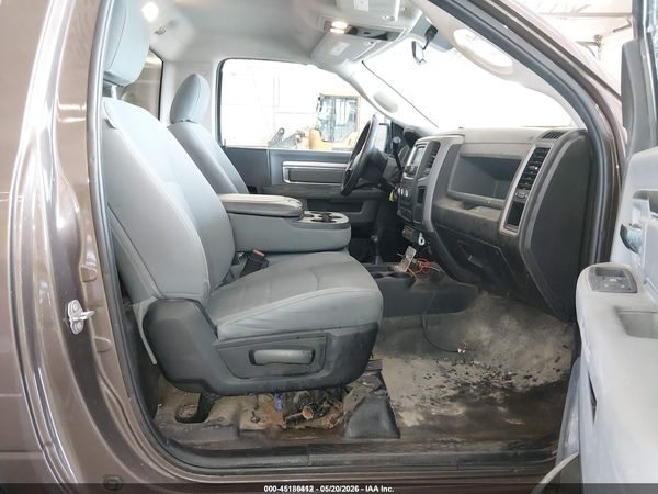 2018 RAM 2500 TRADESMAN  4X4 8' BOX