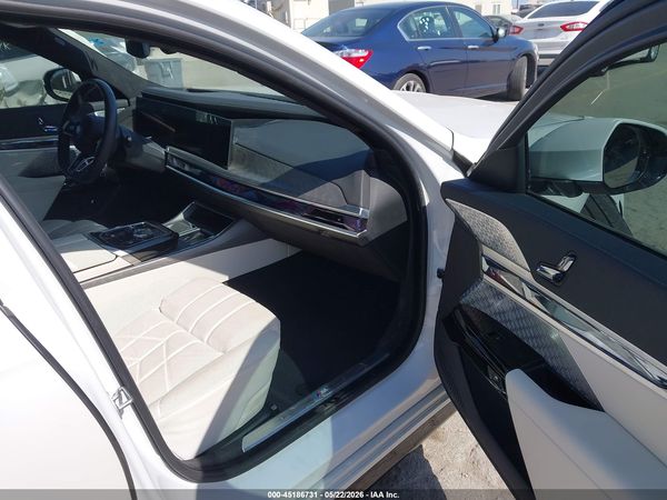 2025 BMW I7 EDRIVE50