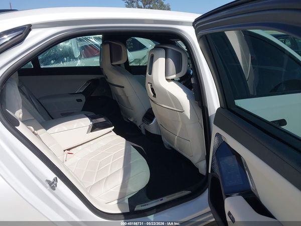2025 BMW I7 EDRIVE50